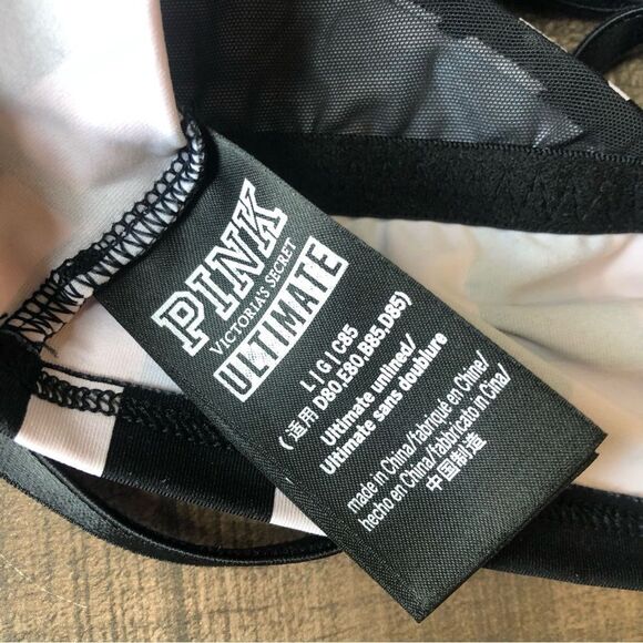 Victoria’s Secret PINK Sports Bra - Picture 3 of 3